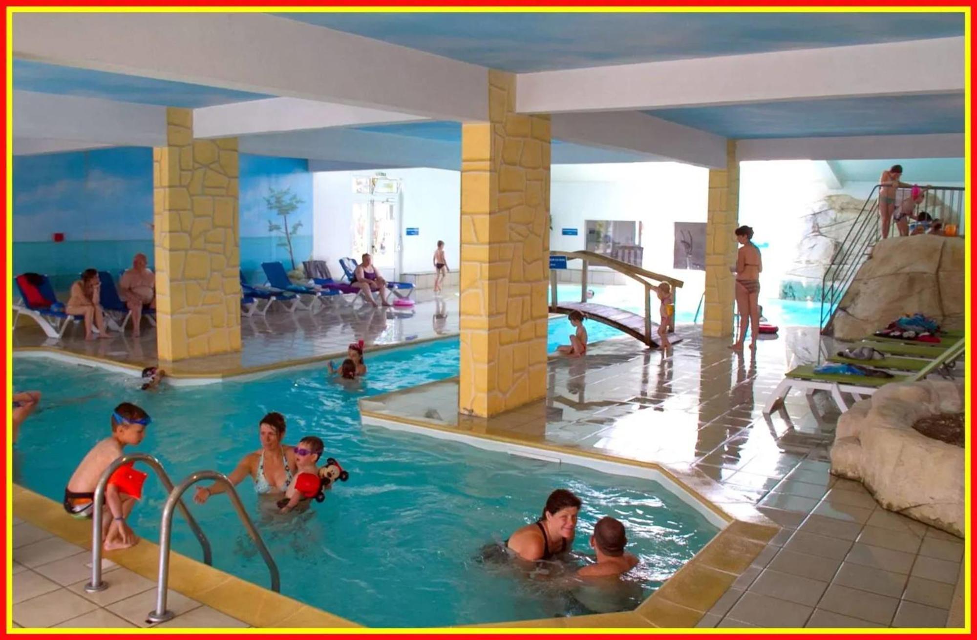 Bungalow De 2 Chambres Avec Piscine Partagee Sauna Et Terrasse A Saint Denis D'Oleron A 1 Km De La Plage Exterior foto